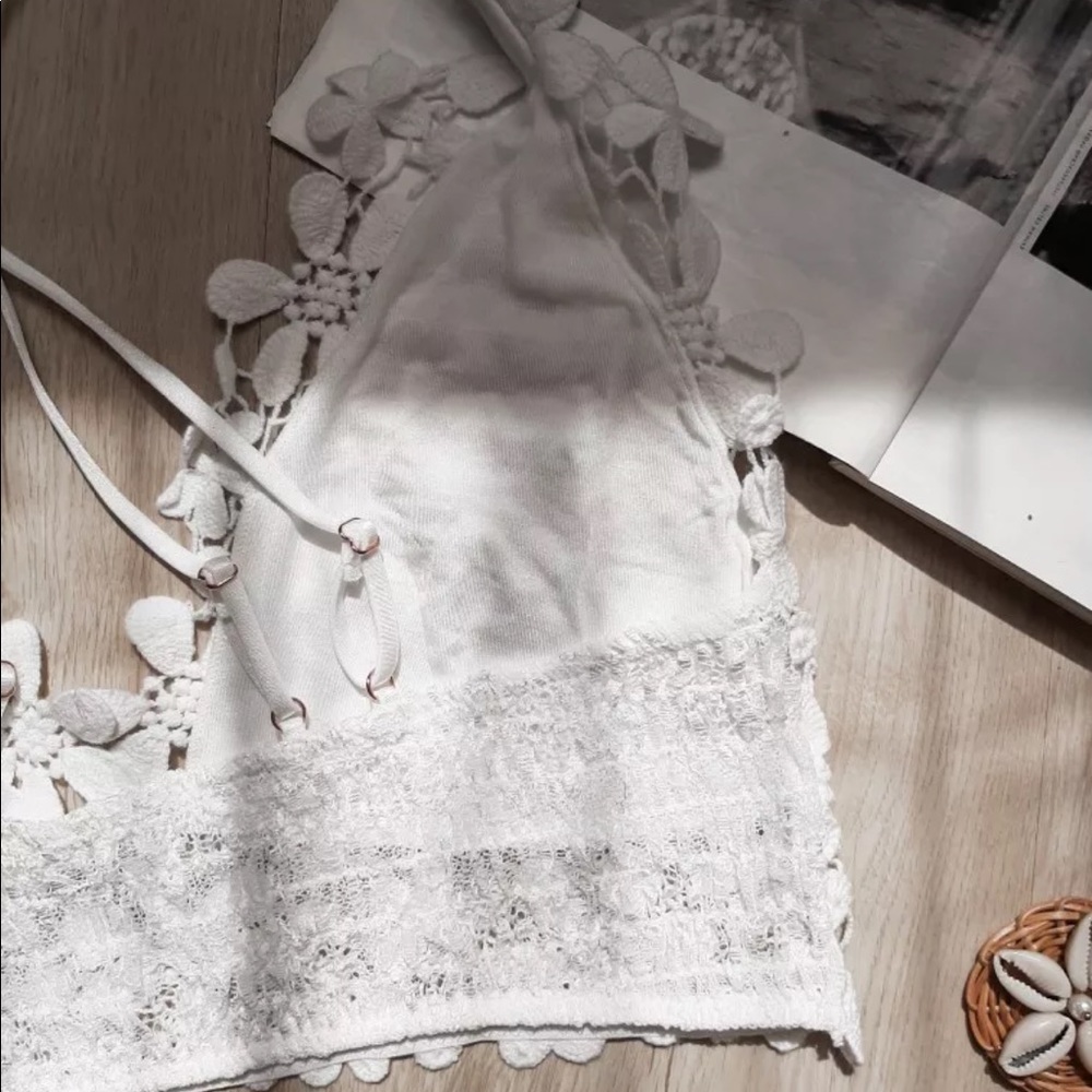 Pure Blanc Daisies Cotton Crochet Lace Bralette - Picture 11 of 11